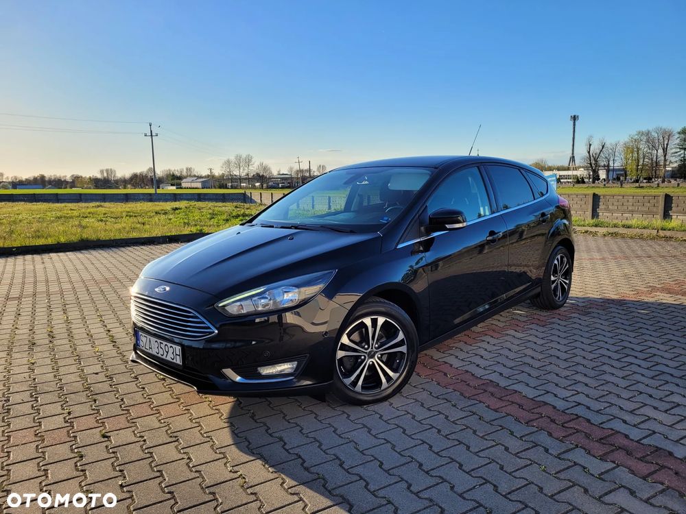 Ford Focus 1.0 EcoBoost Titanium - 30