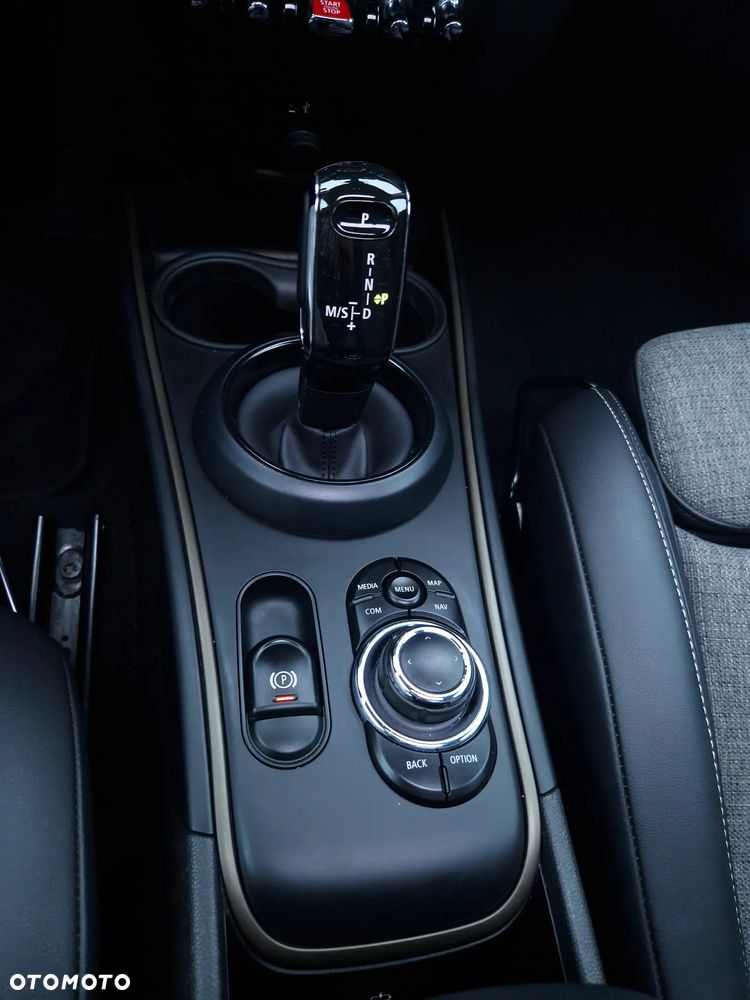 MINI Countryman Cooper Classic Trim - 34