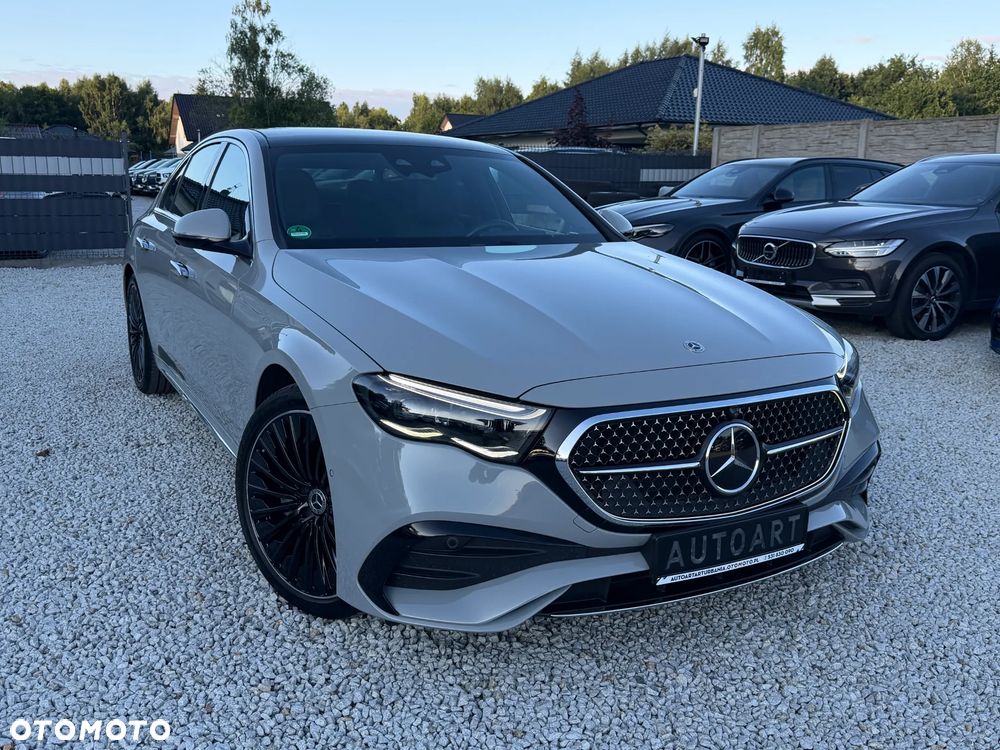 Mercedes-Benz Klasa E 400e 4Matic 9G-TRONIC AMG Line NIGHT Edition - 23