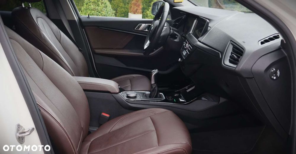 BMW Seria 1 - 16