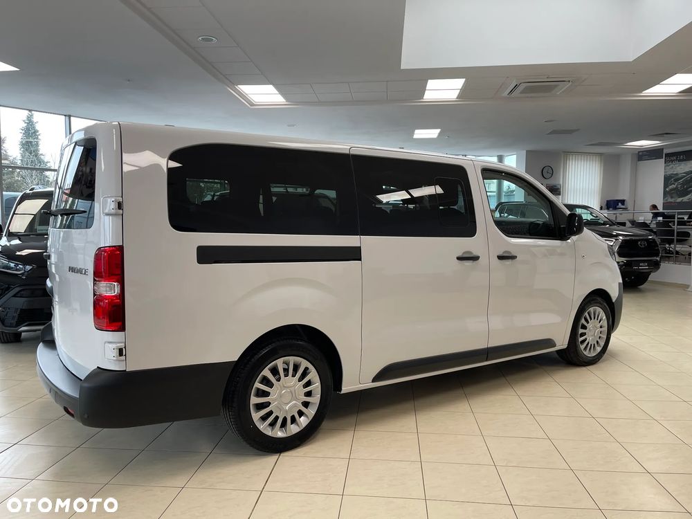 Toyota Proace Verso 2.2 D4-D Long Combi - 10