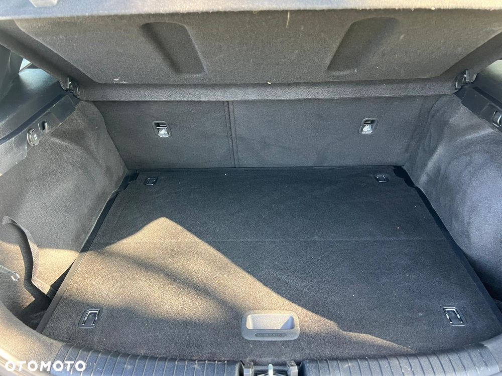 Kia Ceed 1.4 T-GDI DCT OPF Vision - 18