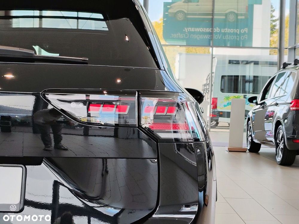 Volkswagen Golf - 8