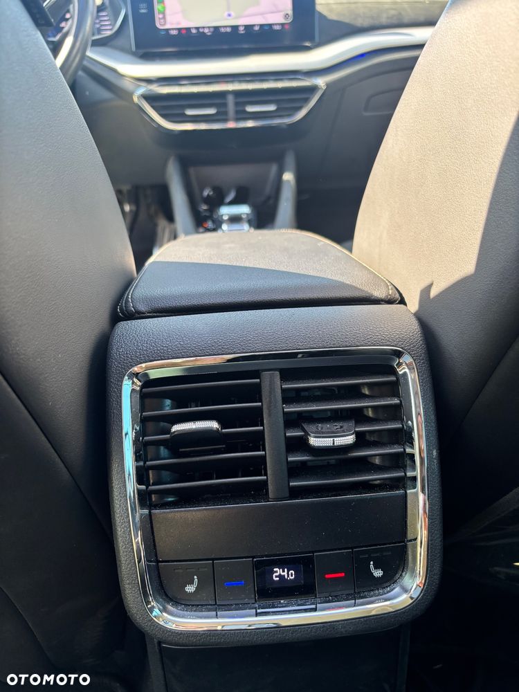 Skoda Octavia 2.0 TDI 4x4 Scout DSG - 11