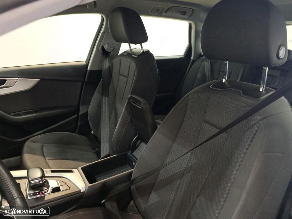 Audi A4 Avant 35 TDI S line S tronic - 5