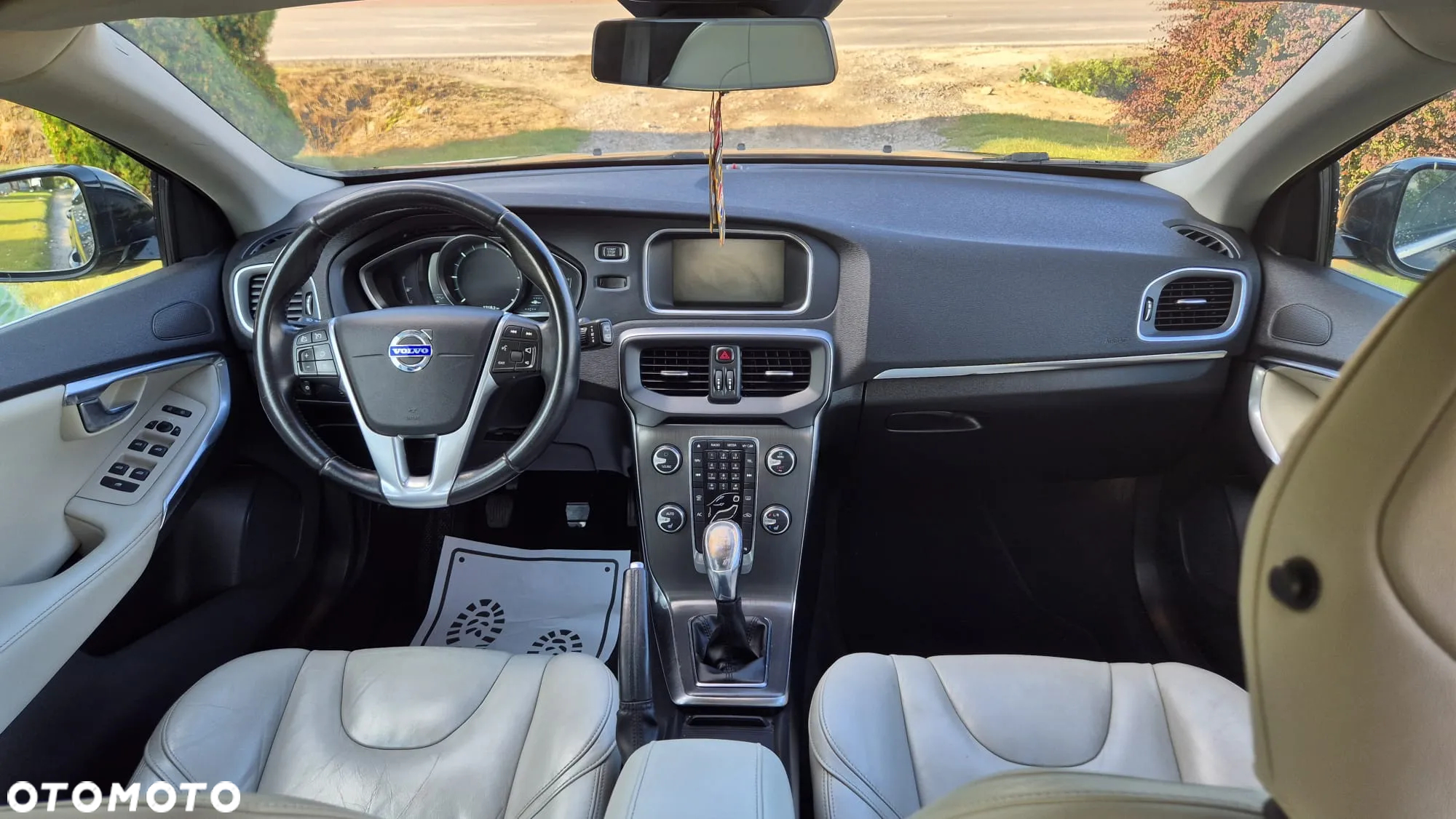 Volvo V40 - 17