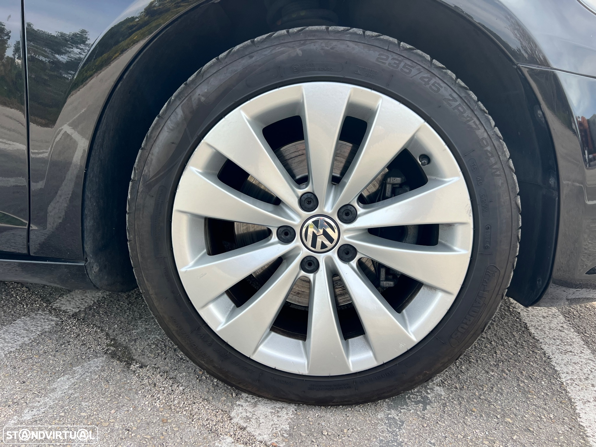 VW Passat CC - 16