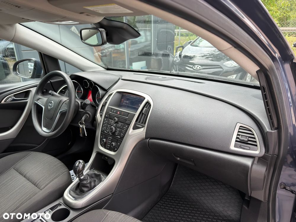 Opel Astra 1.4 Turbo Active - 26