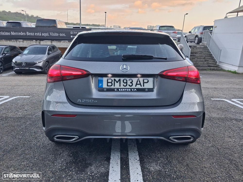 Mercedes-Benz A 250 - 5