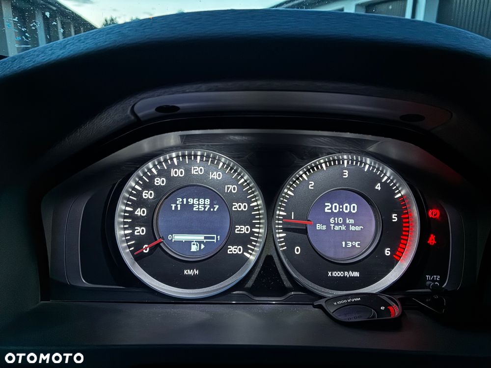 Volvo V60 D2 Momentum - 11