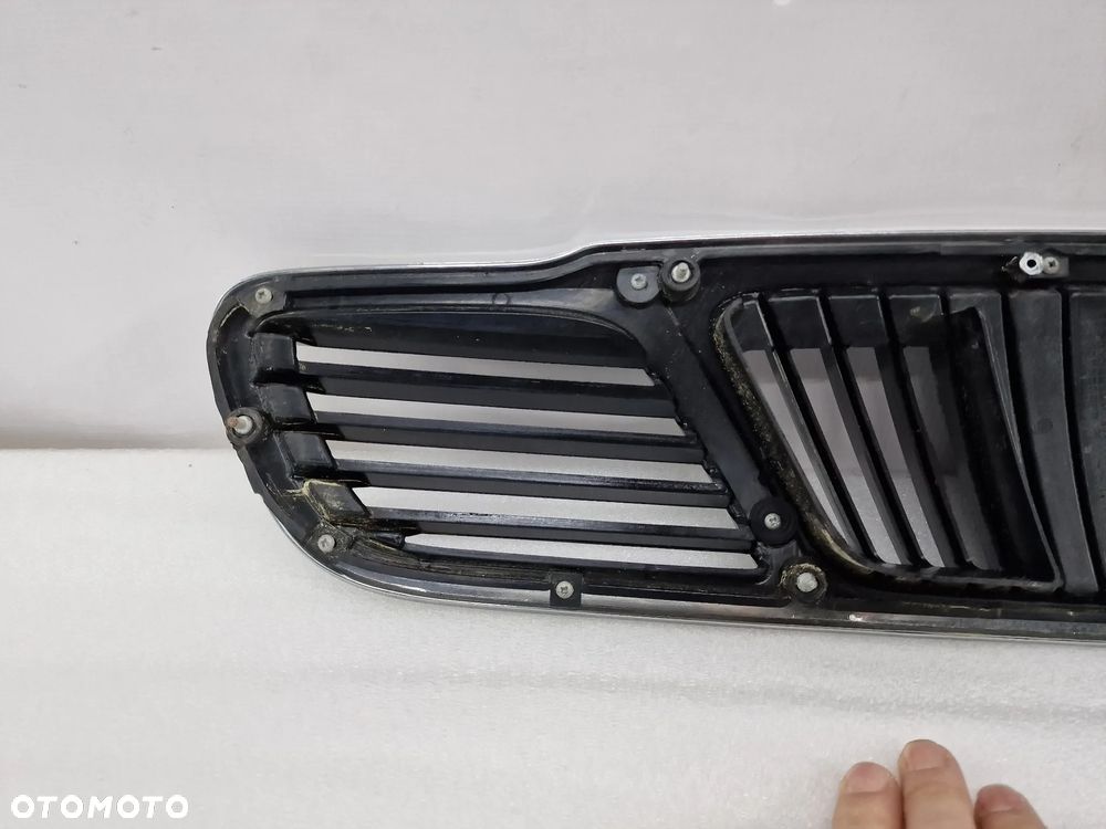 DAEWOO LANOS 96- ATRAPA / GRILL PRZEDNI PRZÓD , NR 96215294 , NR AUKCJI GL337 - 7