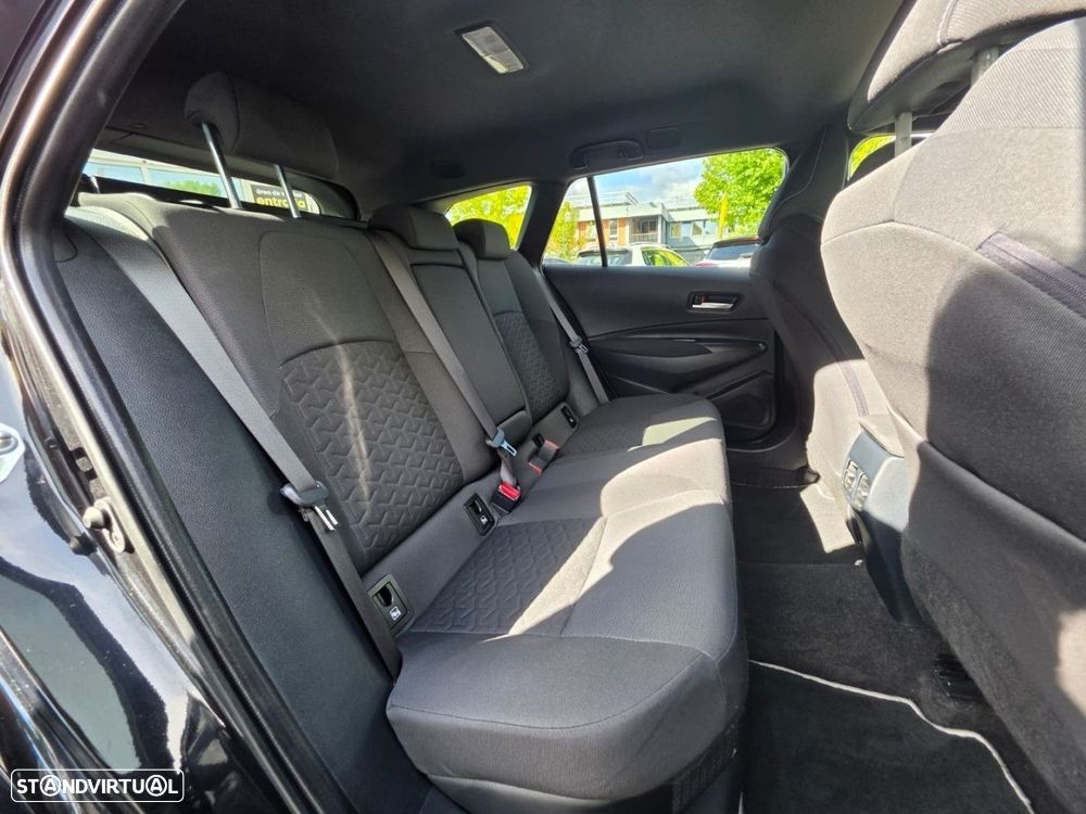 Toyota Corolla Touring Sports 1.8 Hybrid Comfort+P.Sport - 13