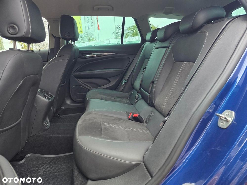 Opel Insignia 2.0 T Elegance S&S - 17