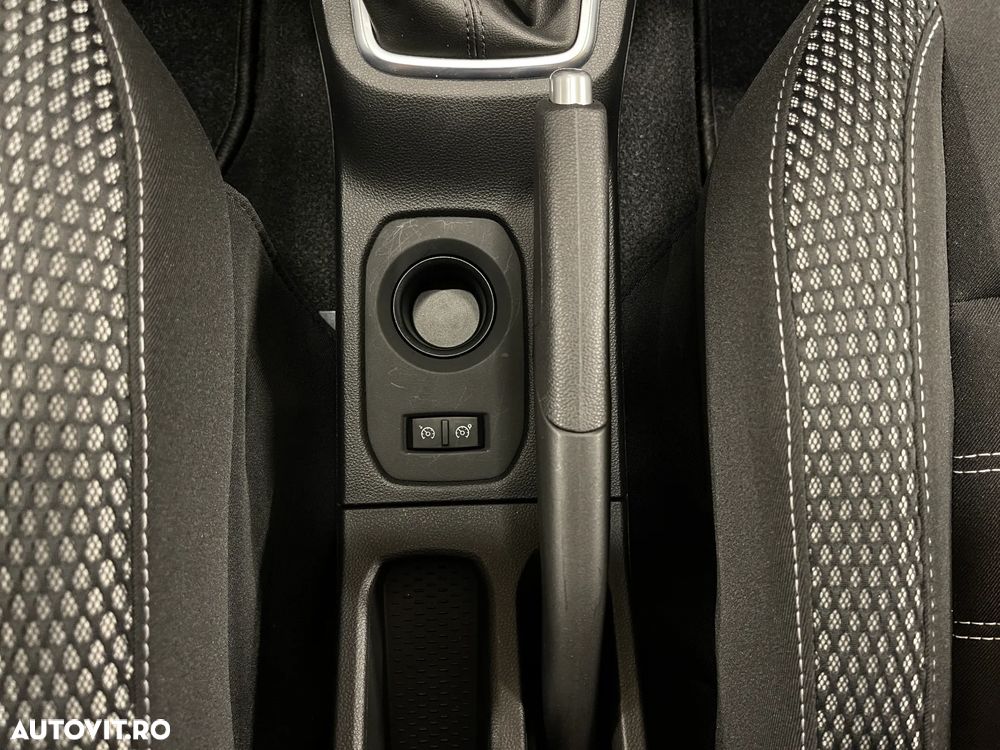 Dacia Duster 1.6 SCe Prestige jante 17" - 17