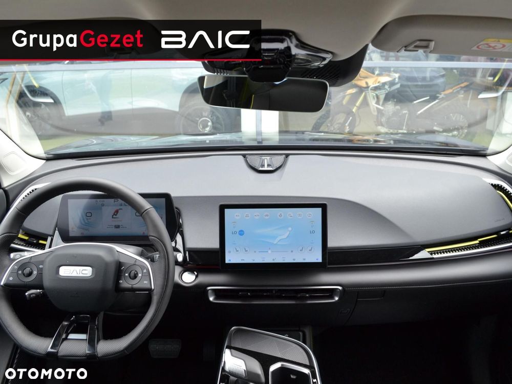 BAIC 5 - 5
