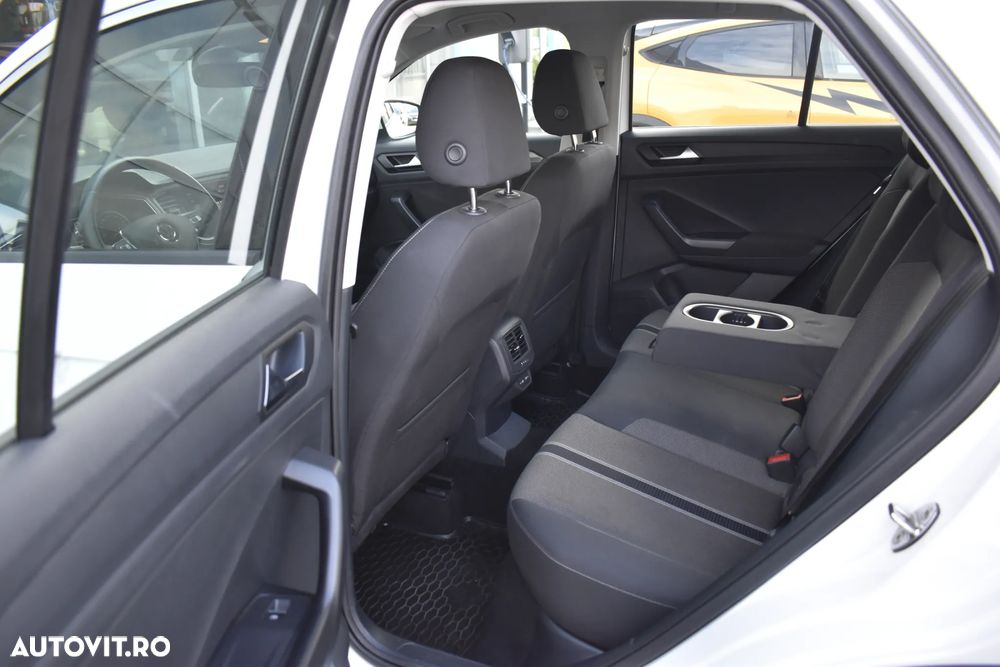 Volkswagen T-ROC 1.0 TSI Life - 35