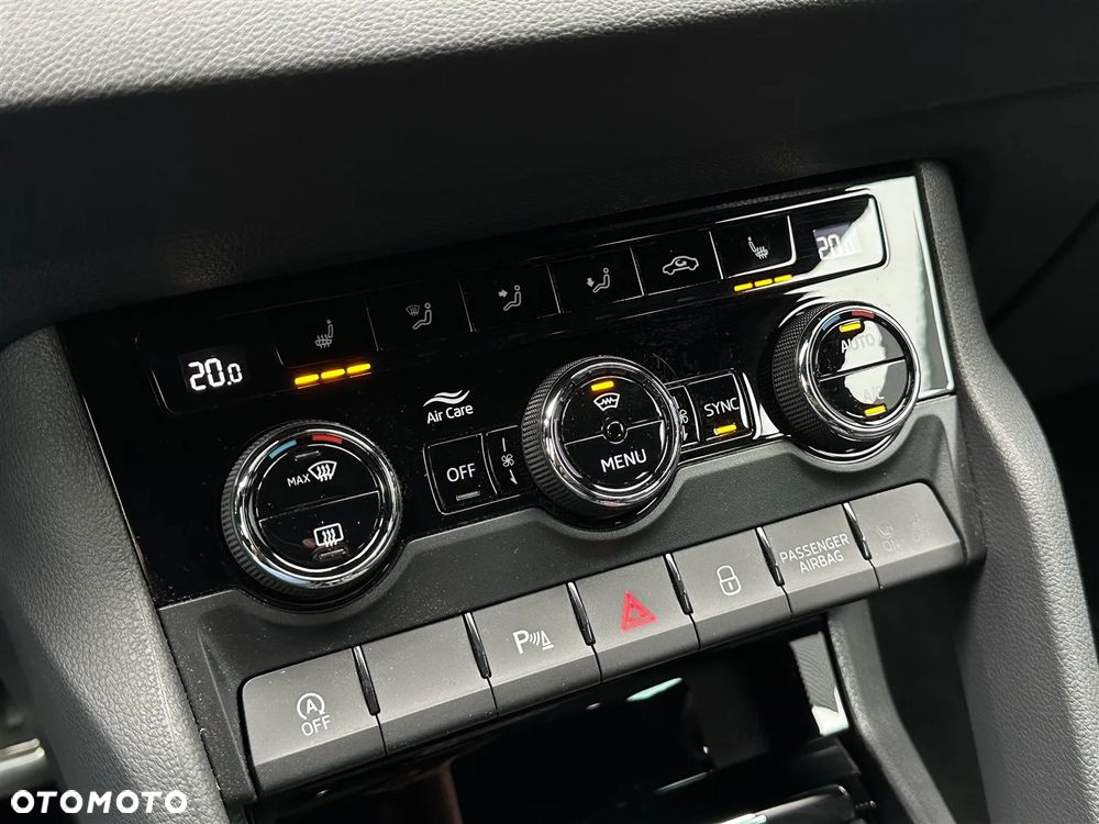 Skoda Karoq 1.5 TSI ACT Sportline DSG - 22