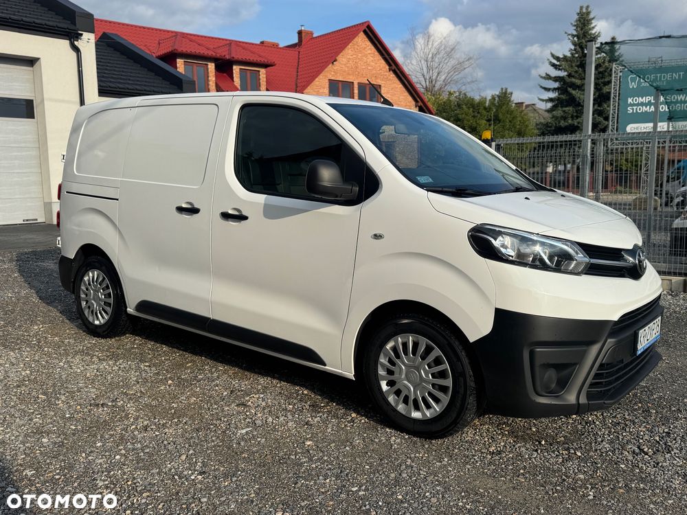 Toyota Proace - 1