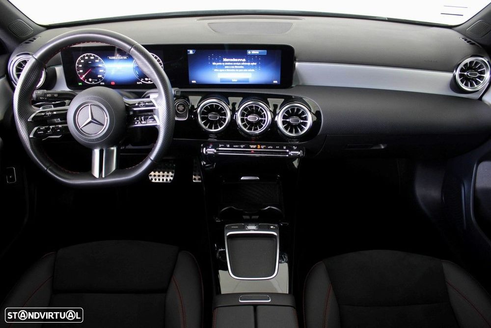 Mercedes-Benz A 250 e AMG Line - 14