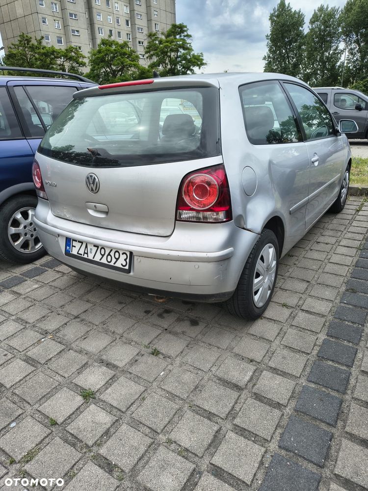 Volkswagen Polo - 2