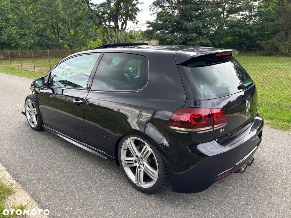 Volkswagen Golf 2.0 R - 11