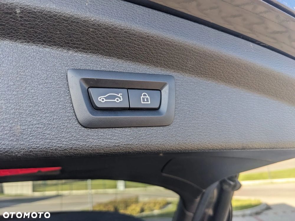 BMW X2 sDrive18i Edition M Mesh - 22