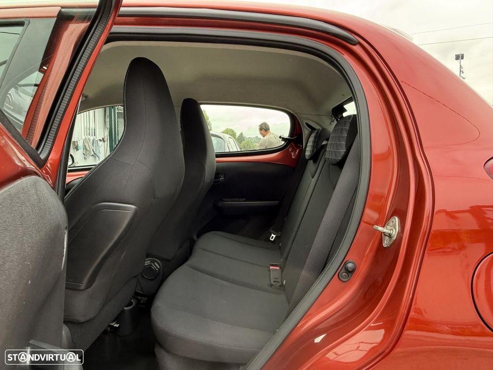 Peugeot 108 1.0 VTi Allure - 29