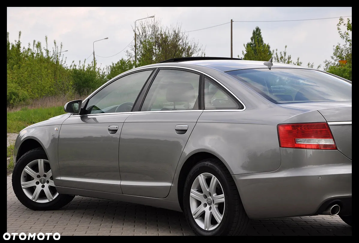 Audi A6 2.4 Quattro - 12