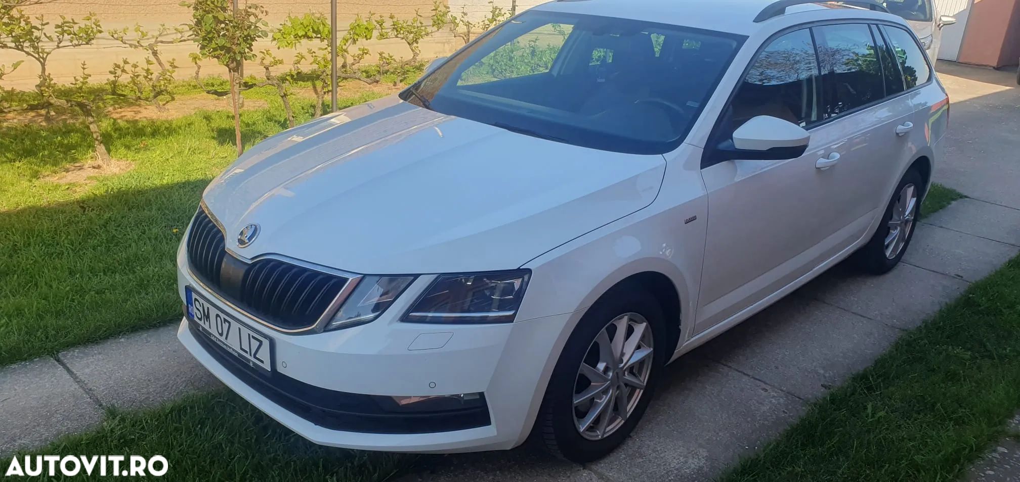 Skoda Octavia Combi Diesel 2.0 TDI Style - 1