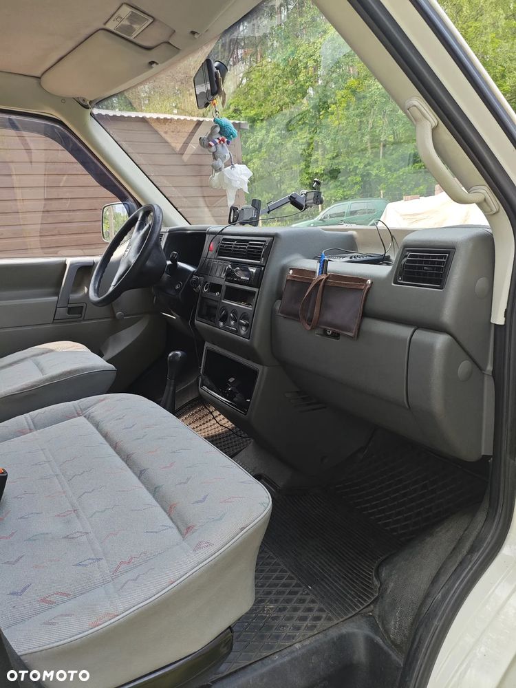 Volkswagen Transporter T4 - 15