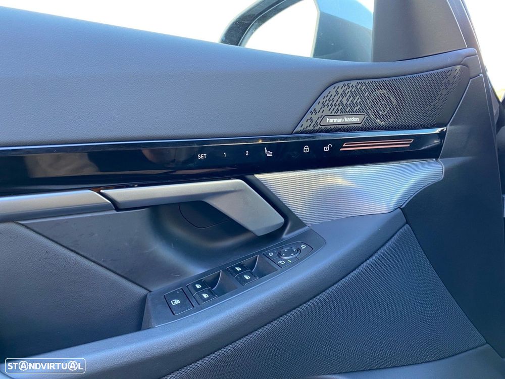 BMW 530 e Pack Desportivo M - 16