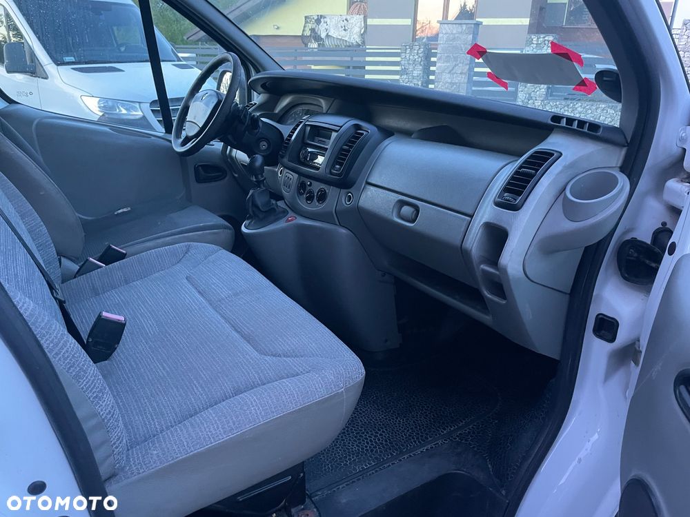 Renault Trafic - 17