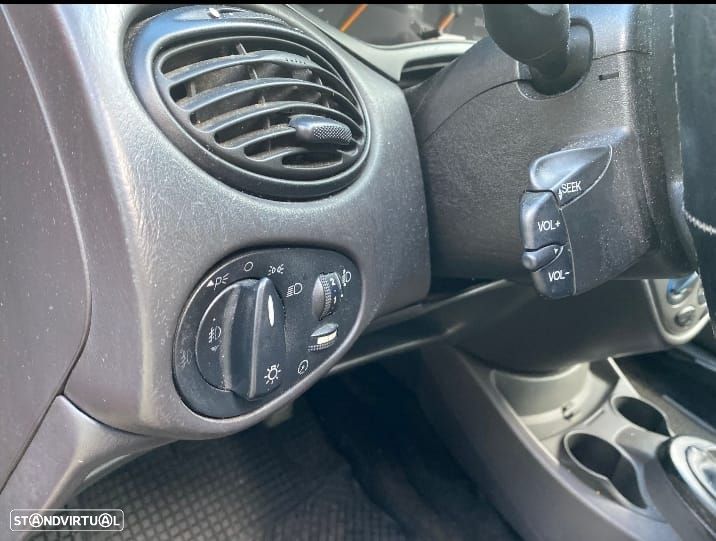 Ford Focus SW TDCi Ghia - 12