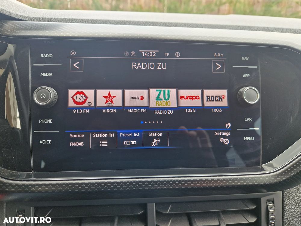 Volkswagen T-Cross 1.0 TSI DSG Life - 22