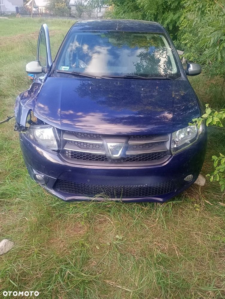 Dacia Logan 1.2 16V Laureate - 1