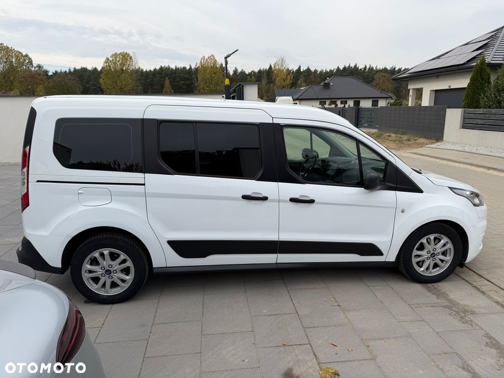 Ford Tourneo Connect - 13