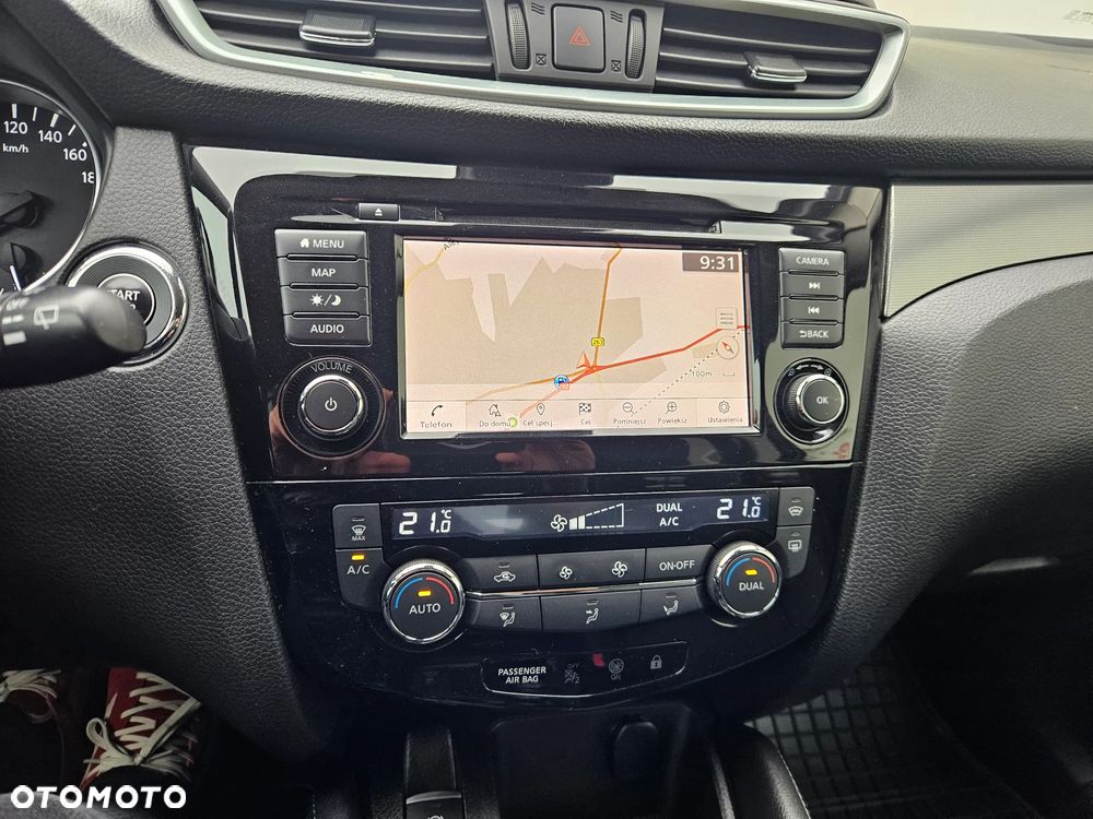 Nissan Qashqai 1.3 DIG-T Tekna - 10