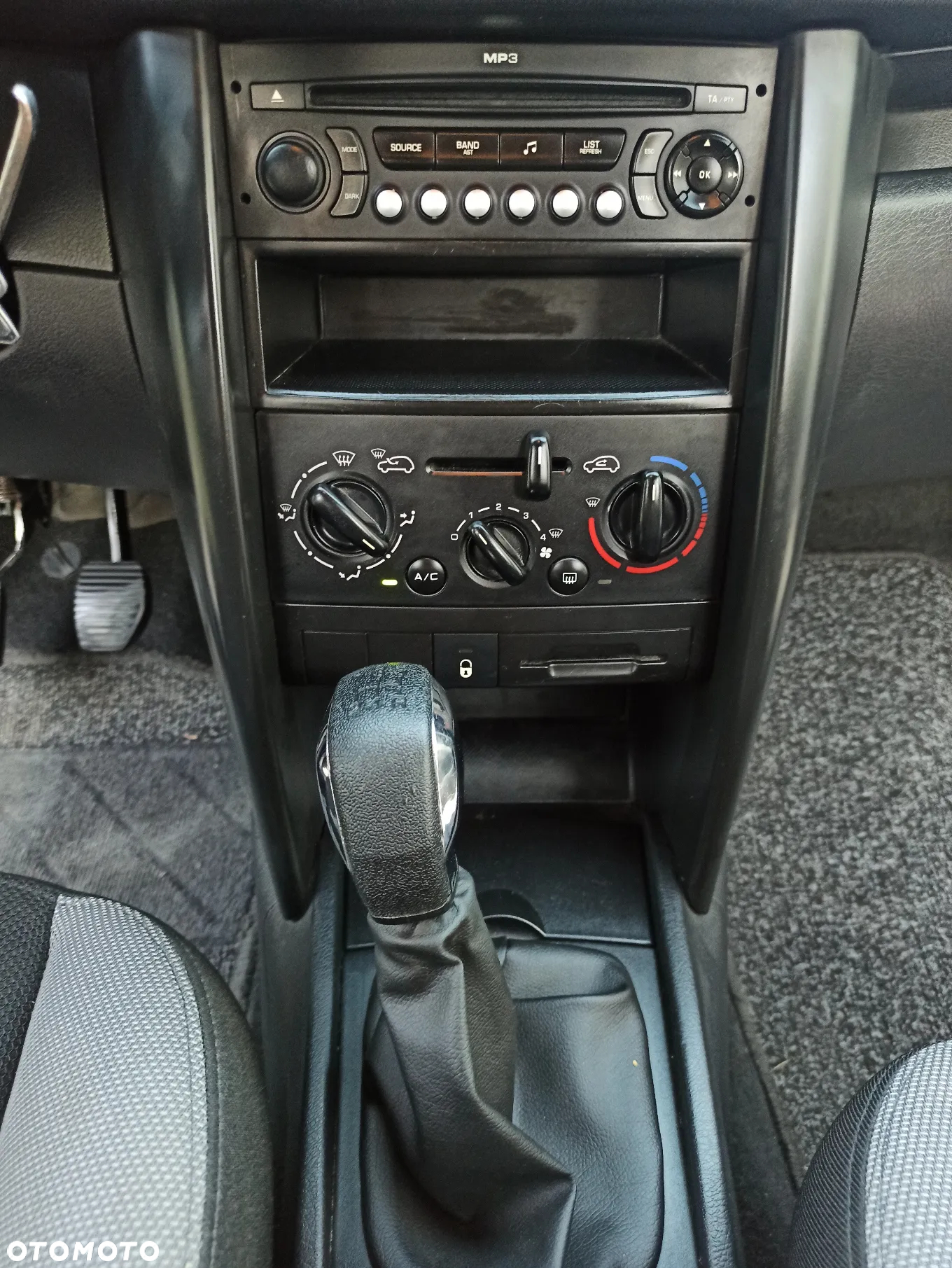 Peugeot 207 1.4 Trendy - 13
