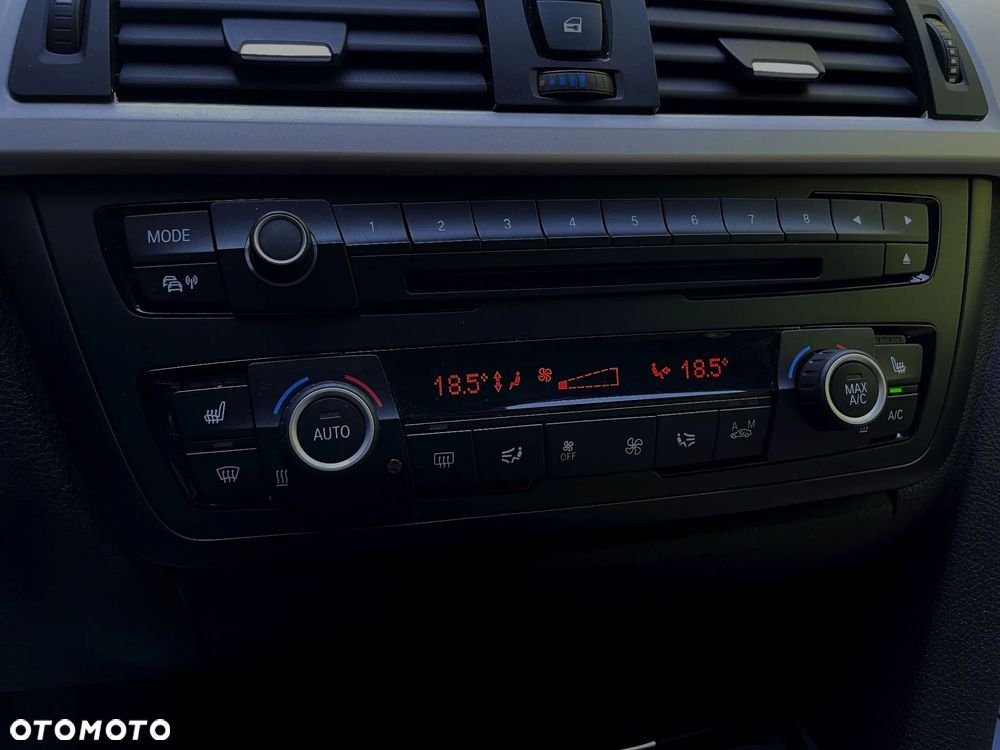 BMW 3GT 320i Modern Line - 30