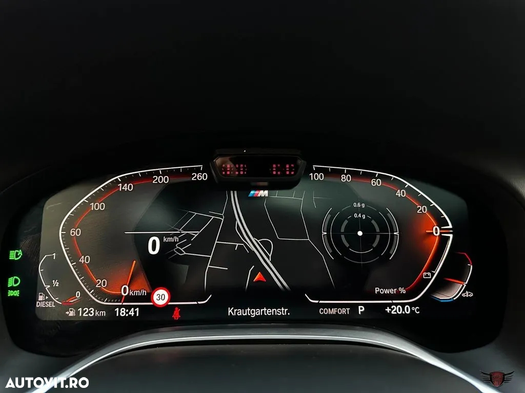BMW Seria 7 730d xDrive MHEV - 36