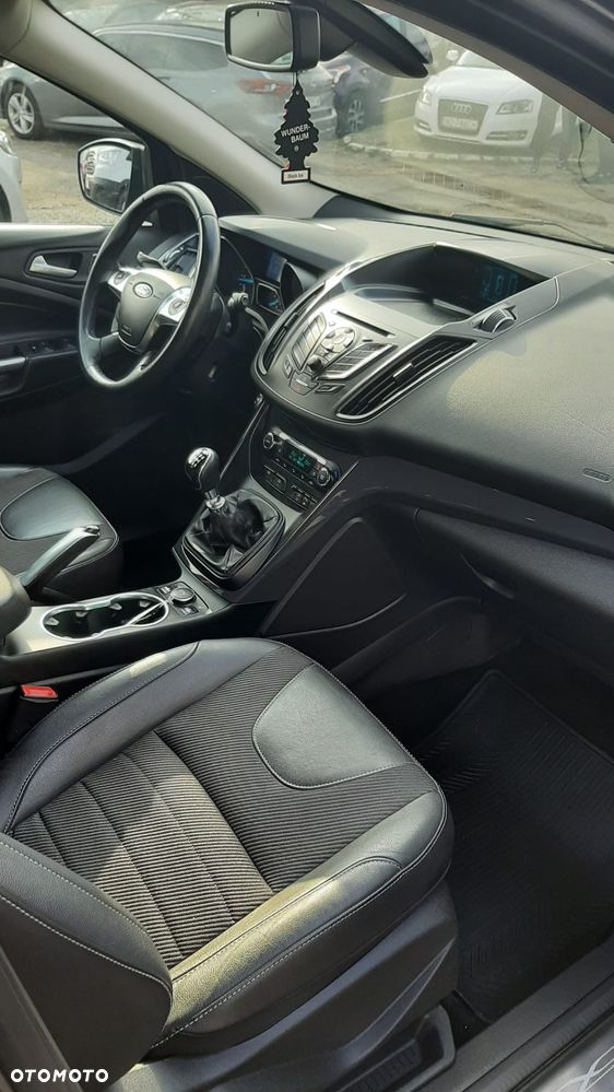 Ford Kuga 2.0 TDCi 4WD Titanium - 16