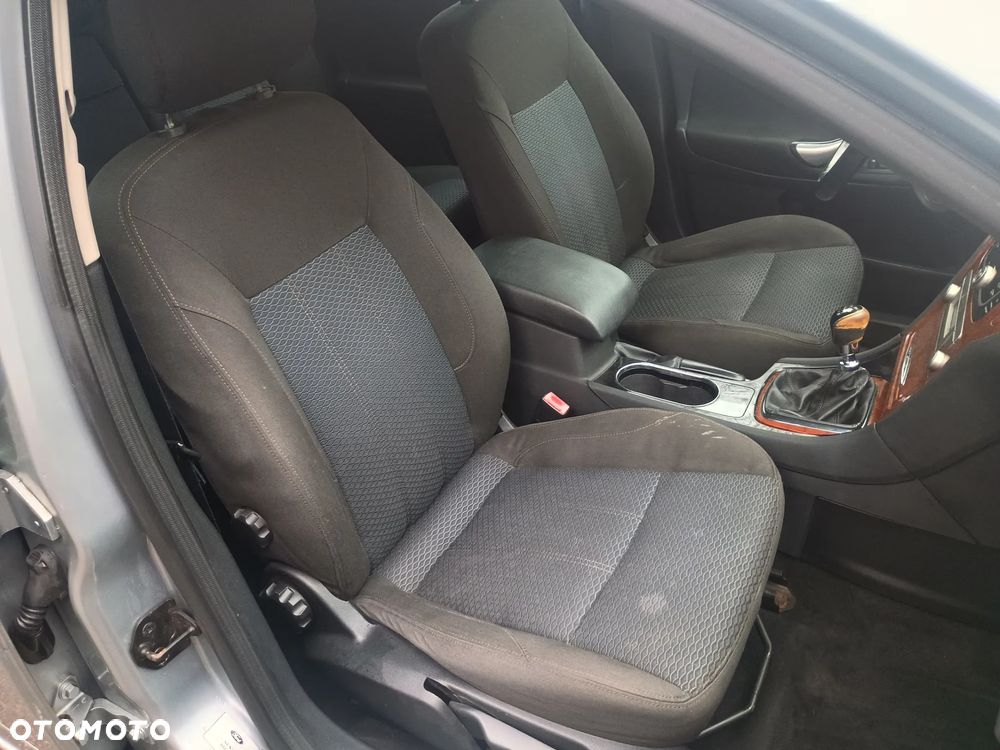 Ford Mondeo 2.0 TDCi Ghia - 19