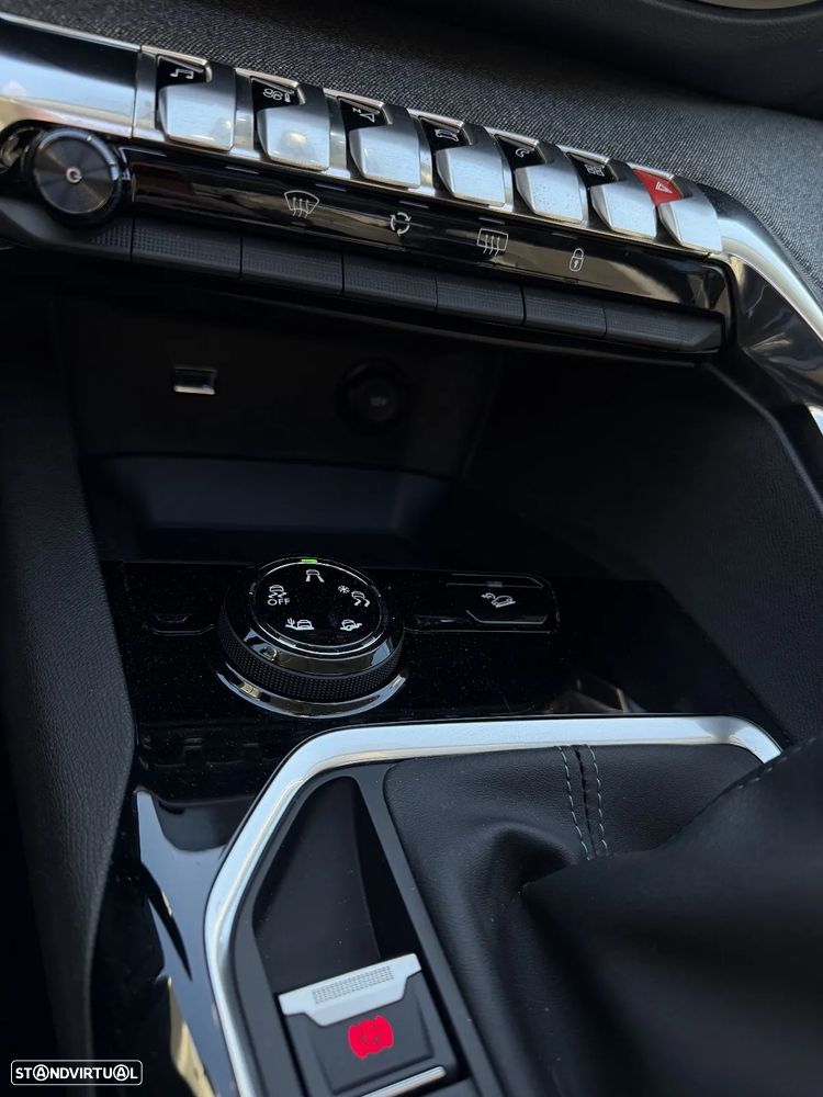 Peugeot 3008 PureTech 130 Stop & Start Crossway - 12