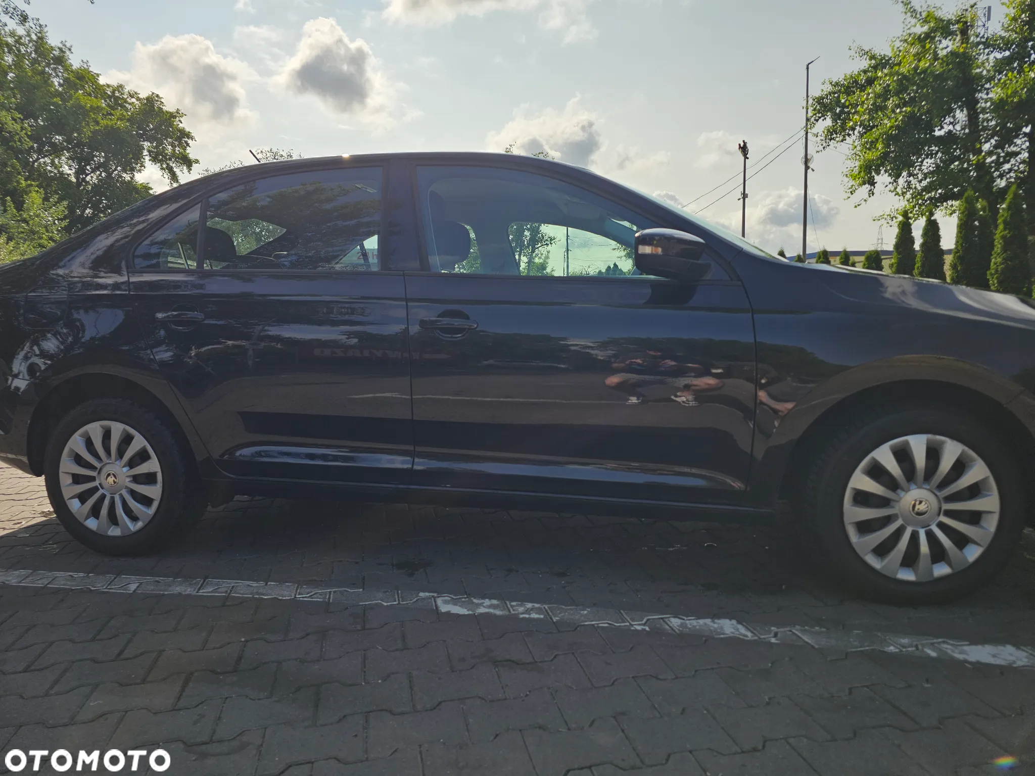 Skoda RAPID 1.0 TSI Active - 10