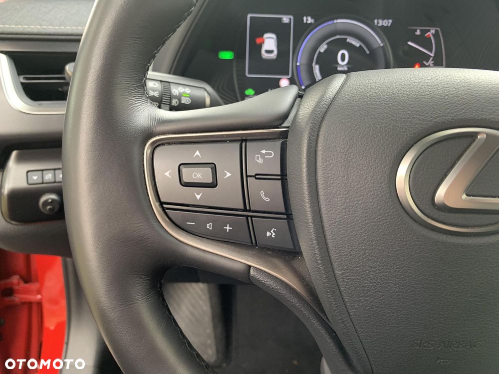 Lexus UX - 19