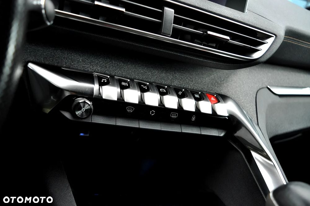 Peugeot 3008 1.2 PureTech GT S&S - 33