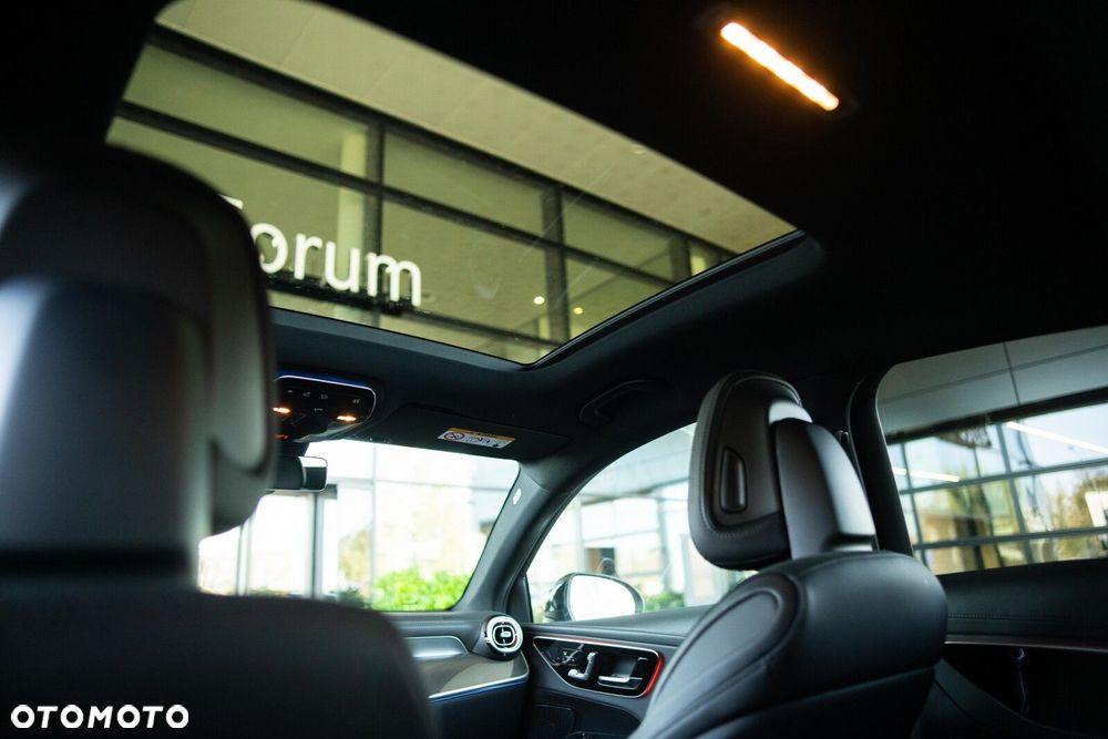 Mercedes-Benz GLC - 23