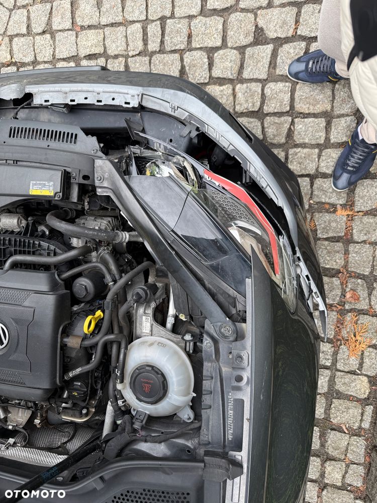 Volkswagen Golf - 9