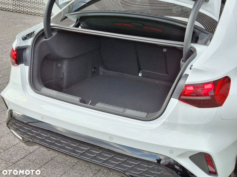 Audi A3 Limousine - 12