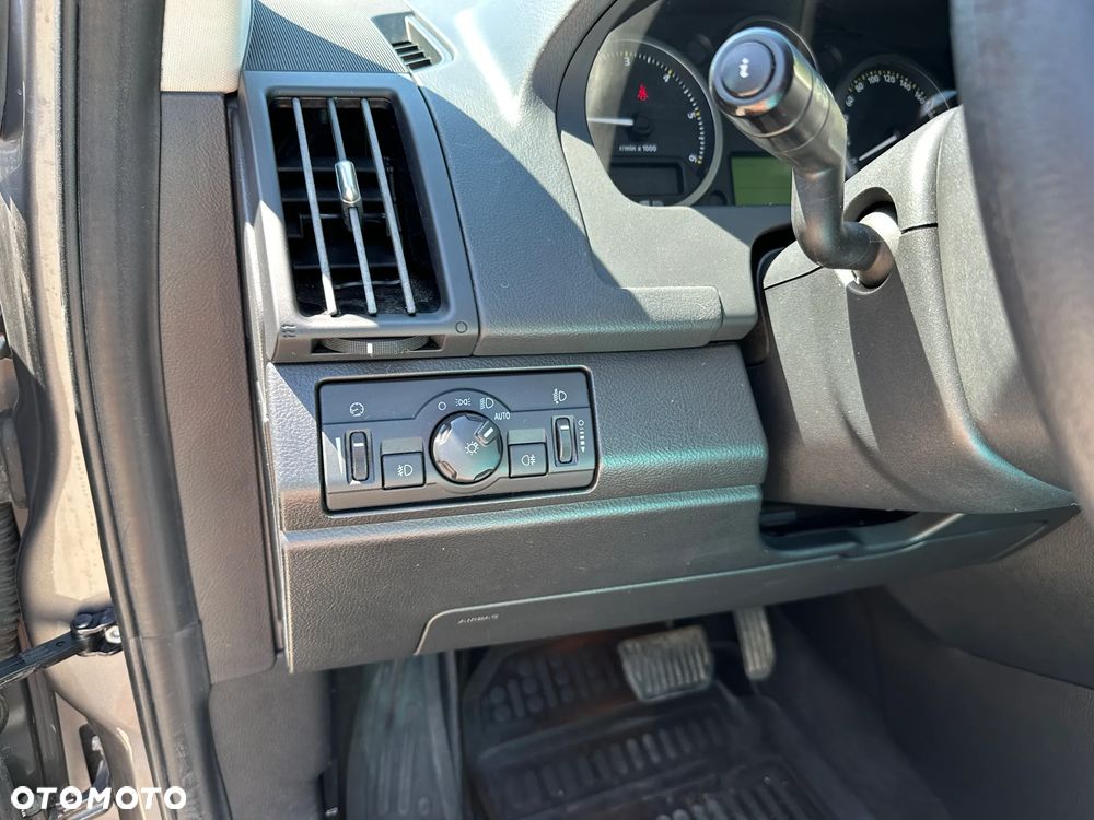 Land Rover Freelander - 18
